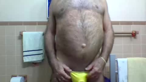 Snapshot of gojo885 chatting on 10/10/25, 05:06 gojo885 online show from 10/10/25, 05:06