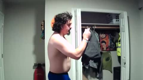 gokugarrison4334 online show from 10/14/25, 04:46