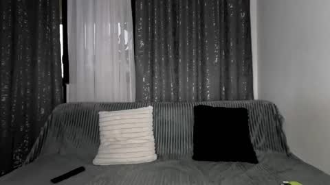 Snapshot of gold_alpha_boy chatting on 11/10/25, 02:05 gold_alpha_boy online show from 11/10/25, 02:05