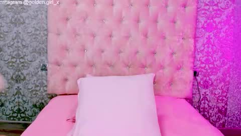 golden girl   online show from 10/22/25, 02:01