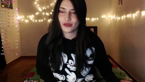 Snapshot of goldencandycotton chatting on 01/18/25, 06:34 goldencandycotton online show from 01/18/25, 06:34