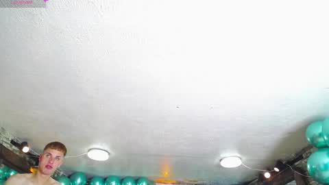 Snapshot of goldenjoi chatting on 01/31/25, 03:44 GOLDENJOI online show from 01/31/25, 03:44