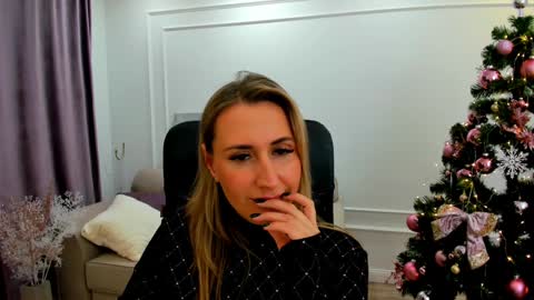 Olivia online show from 01/09/25, 03:34