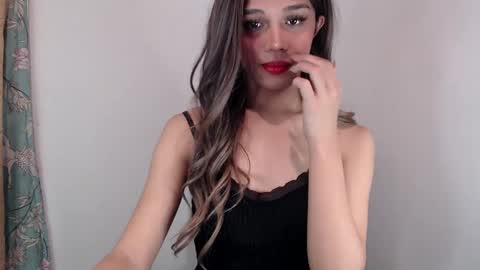 Lily is Gold online show from 02/27/25, 11:48