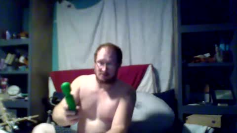 Snapshot of goldenmitch chatting on 01/22/25, 07:46 MeHer online show from 01/22/25, 07:46