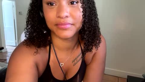 GoldenPuss online show from 09/23/25, 04:10