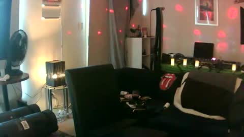 goldyguy011 online show from 02/07/25, 06:14