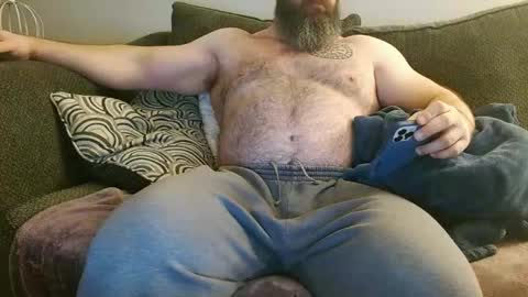 Snapshot of golgara chatting on 01/13/25, 05:01 Golgara online show from 01/13/25, 05:01