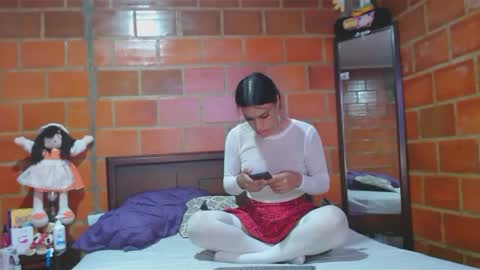 Snapshot of golositha26 chatting on 12/18/24, 10:35 Valentina online show from 12/18/24, 10:35