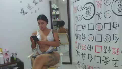 Snapshot of golositha26 chatting on 01/31/25, 06:02 Valentina online show from 01/31/25, 06:02
