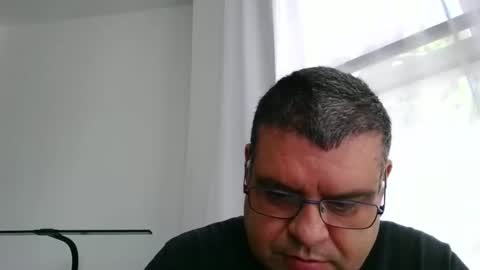 gomezgonz5 online show from 09/12/25, 10:15