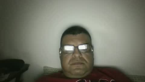 gomezgonz5 online show from 10/04/25, 11:03