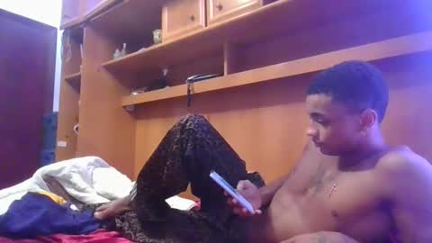 GOMMEZ online show from 11/02/25, 06:21