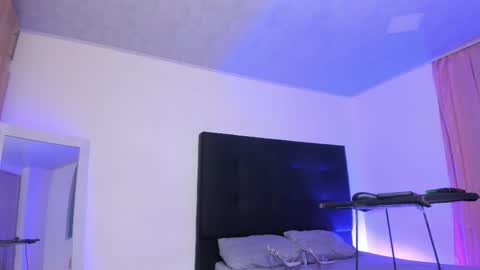 natt online show from 10/12/25, 10:53