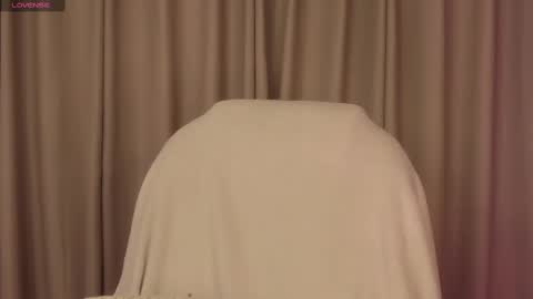 Rose  online show from 02/28/25, 08:53