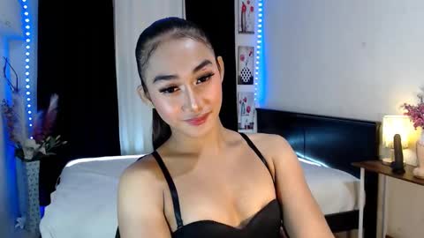 gorgeous_nicole online show from 02/11/25, 06:55