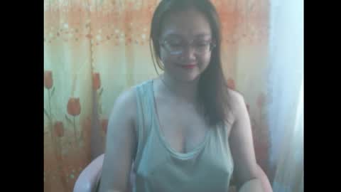 Snapshot of gorgeousmama chatting on 10/04/25, 02:09 gorgeousmama online show from 10/04/25, 02:09
