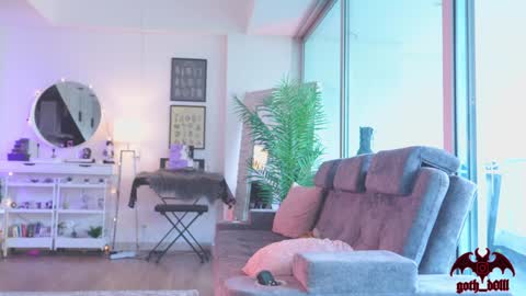 sophie  Special celebration a the beach 300k followers 3011 and 0112   online show from 11/06/25, 08:32