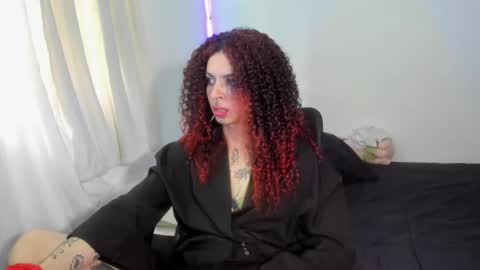 Snapshot of goth_ru chatting on 01/18/25, 08:30 Russ online show from 01/18/25, 08:30