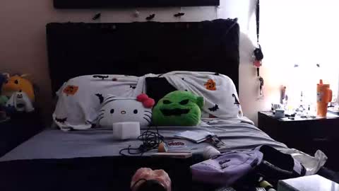 gothbaby305 online show from 10/12/25, 07:29