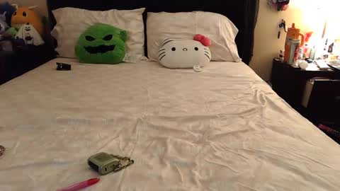 gothbaby305 online show from 10/30/25, 02:57