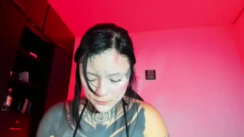 Snapshot of gothic9goddes chatting on 09/16/25, 10:44 GG online show from 09/16/25, 10:44