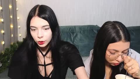 HIMORI AND LISAPVT NAKED online show from 01/04/25, 01:10