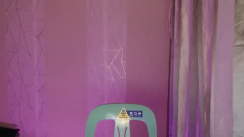 Snapshot of grace_for_youuu chatting on 11/21/25, 01:54 HoneyGrace online show from 11/21/25, 01:54