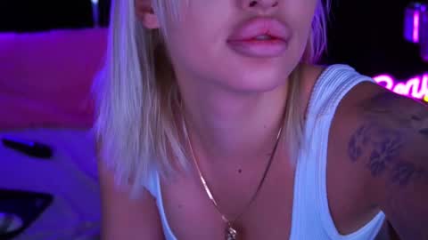 Snapshot of gracehotdavies chatting on 03/05/25, 02:14 Grace online show from 03/05/25, 02:14