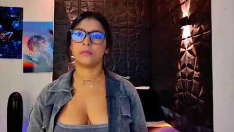Gracey Milf online show from 11/11/25, 11:43