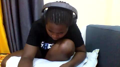 grannylover_ online show from 10/25/25, 06:35