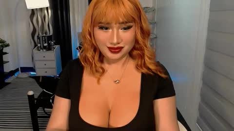 PAULATHEONE online show from 10/07/25, 08:33