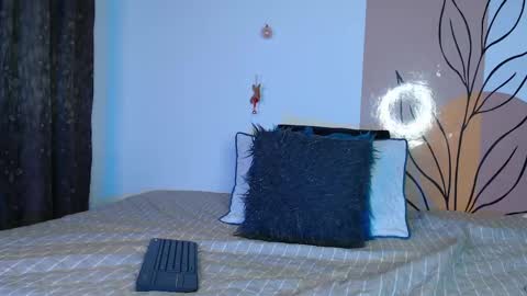 Snapshot of grecia_rouse chatting on 12/06/24, 10:49  GRECIA  online show from 12/06/24, 10:49