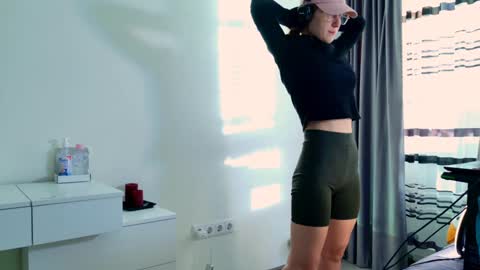Snapshot of green_queen_ chatting on 01/07/25, 01:14 Next meeting at 1400hs GTM3 online show from 01/07/25, 01:14