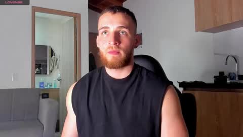 Snapshot of greeneyes_col chatting on 02/04/25, 12:29 Juan online show from 02/04/25, 12:29