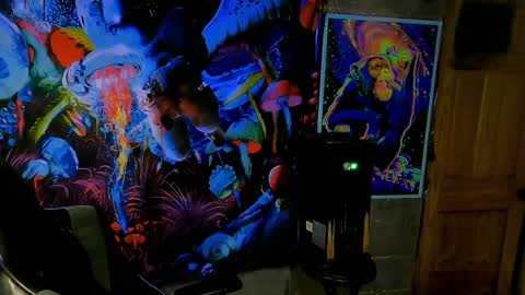 Snapshot of greenlungs8195 chatting on 02/04/25, 07:29 Greenlungs8195 online show from 02/04/25, 07:29