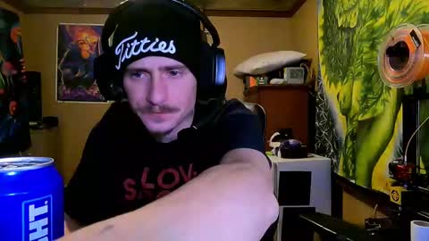 Snapshot of greenlungs8195 chatting on 11/09/25, 11:41 Greenlungs8195 online show from 11/09/25, 11:41