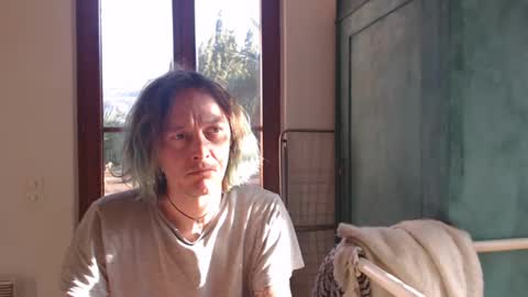 Snapshot of greenmoon88888 chatting on 12/05/24, 10:33 Greenmoon online show from 12/05/24, 10:33