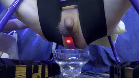 Snapshot of gregbball1 chatting on 09/08/25, 08:30 electrogee1 online show from 09/08/25, 08:30