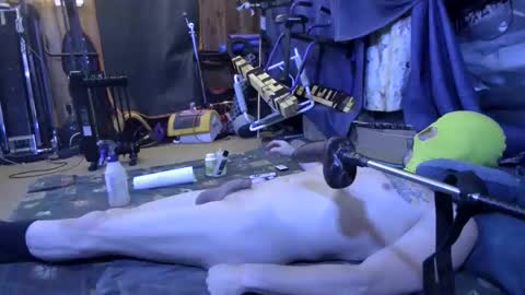 Snapshot of gregbball1 chatting on 11/18/25, 10:20 electrogee1 online show from 11/18/25, 10:20