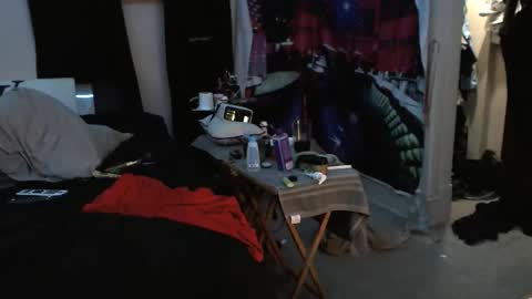 NICE and sometimes Savvy online show from 10/21/25, 07:31