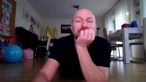 Snapshot of gregorius_1 chatting on 01/22/25, 08:29 Greg online show from 01/22/25, 08:29