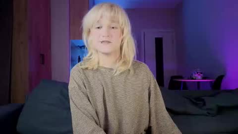 Greg-independent model online show from 09/12/25, 09:04