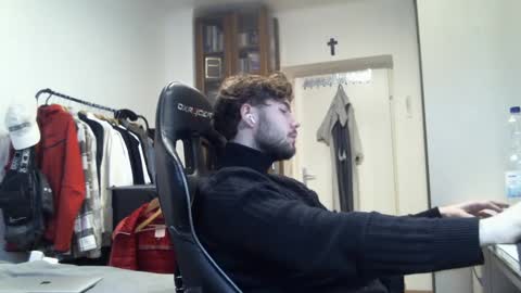 Snapshot of grejto0 chatting on 12/26/24, 02:37 grejto0 online show from 12/26/24, 02:37