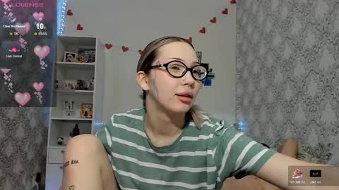 gretty love online show from 10/28/25, 09:46