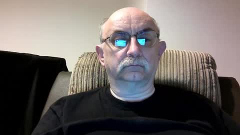 Snapshot of grey_dom chatting on 01/03/25, 08:54 Master Sir online show from 01/03/25, 08:54
