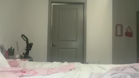 Snapshot of grrlgod chatting on 11/22/25, 04:33 grrlgod online show from 11/22/25, 04:33