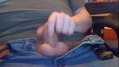 Snapshot of gruhahn chatting on 12/25/24, 05:05 DankMess online show from 12/25/24, 05:05