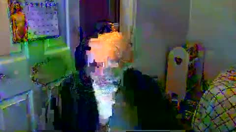 Snapshot of gtnolder60 chatting on 01/04/25, 12:49 Gary online show from 01/04/25, 12:49