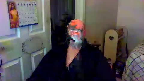 Snapshot of gtnolder60 chatting on 01/12/25, 12:33 Gary online show from 01/12/25, 12:33